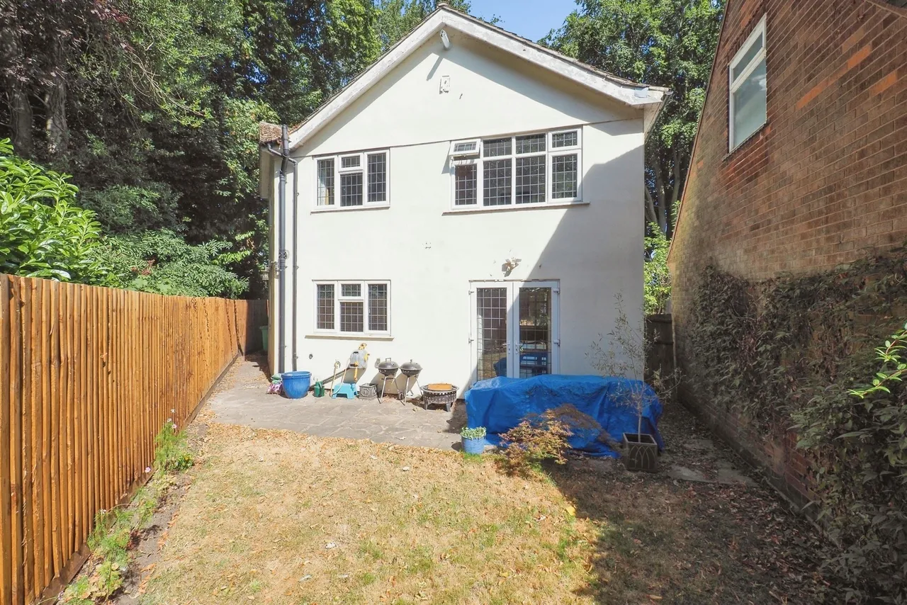 Russell Drive, Wollaton, Nottingham, NG8, photo 18