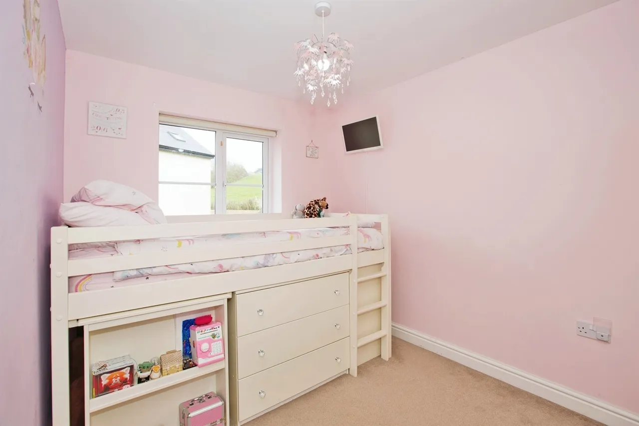 Three Acre Close, Axminster, photo 9