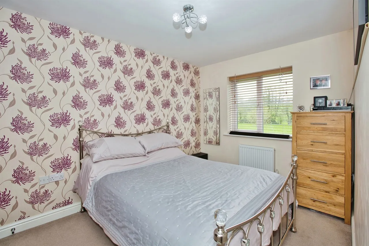 Three Acre Close, Axminster, photo 7