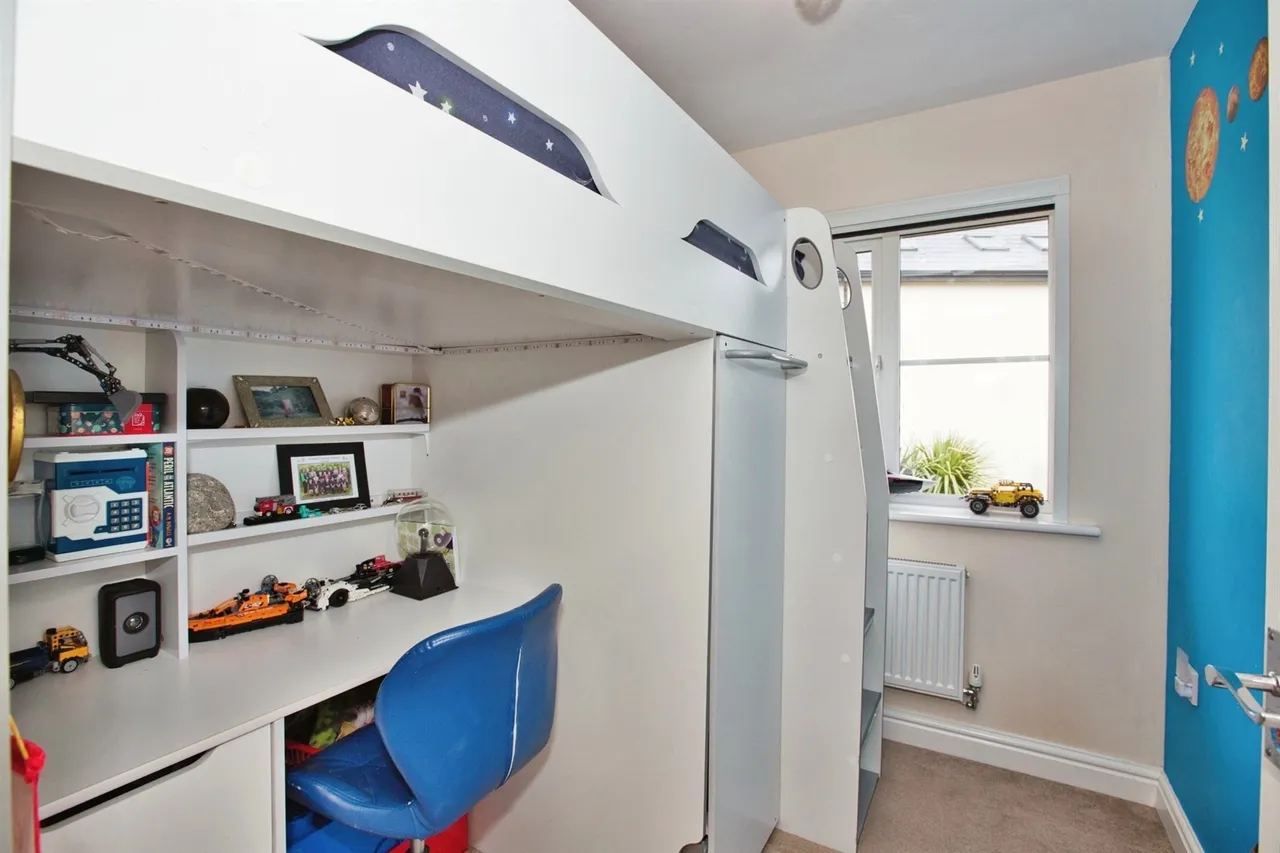Three Acre Close, Axminster, photo 10