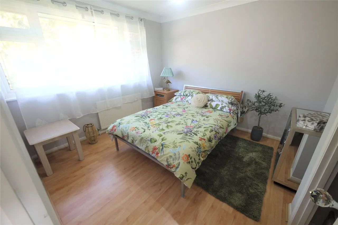 River Road, Brentwood, CM14, photo 11