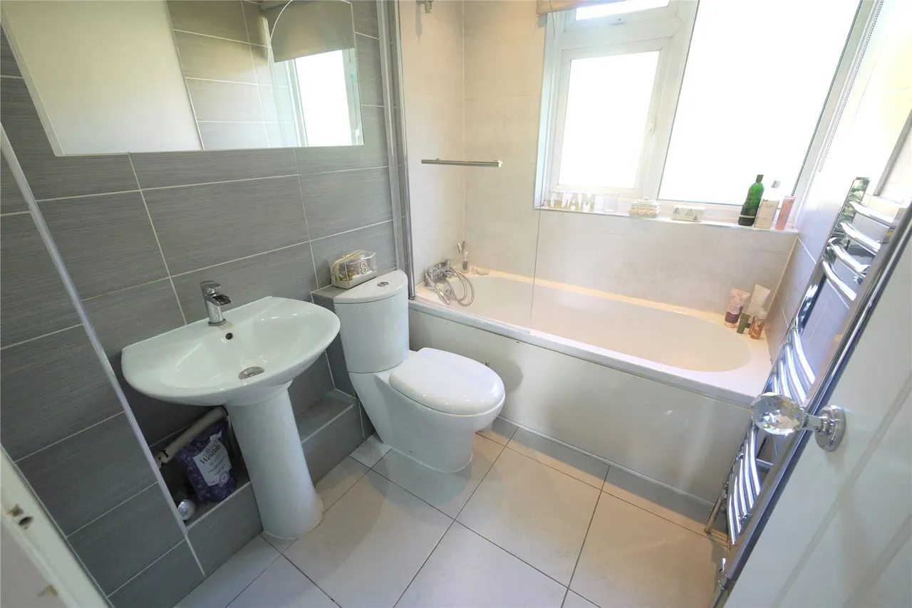 River Road, Brentwood, CM14, photo 12