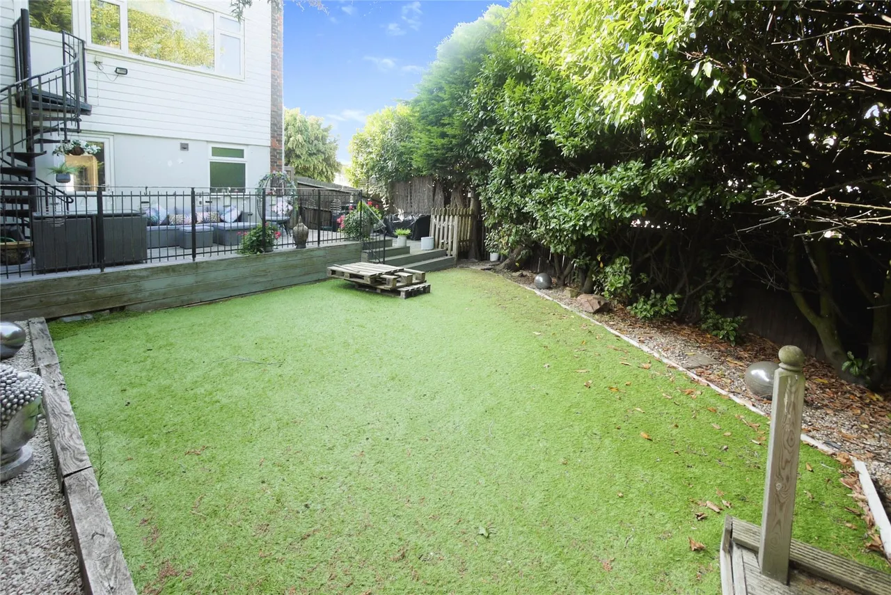 River Road, Brentwood, CM14, photo 16