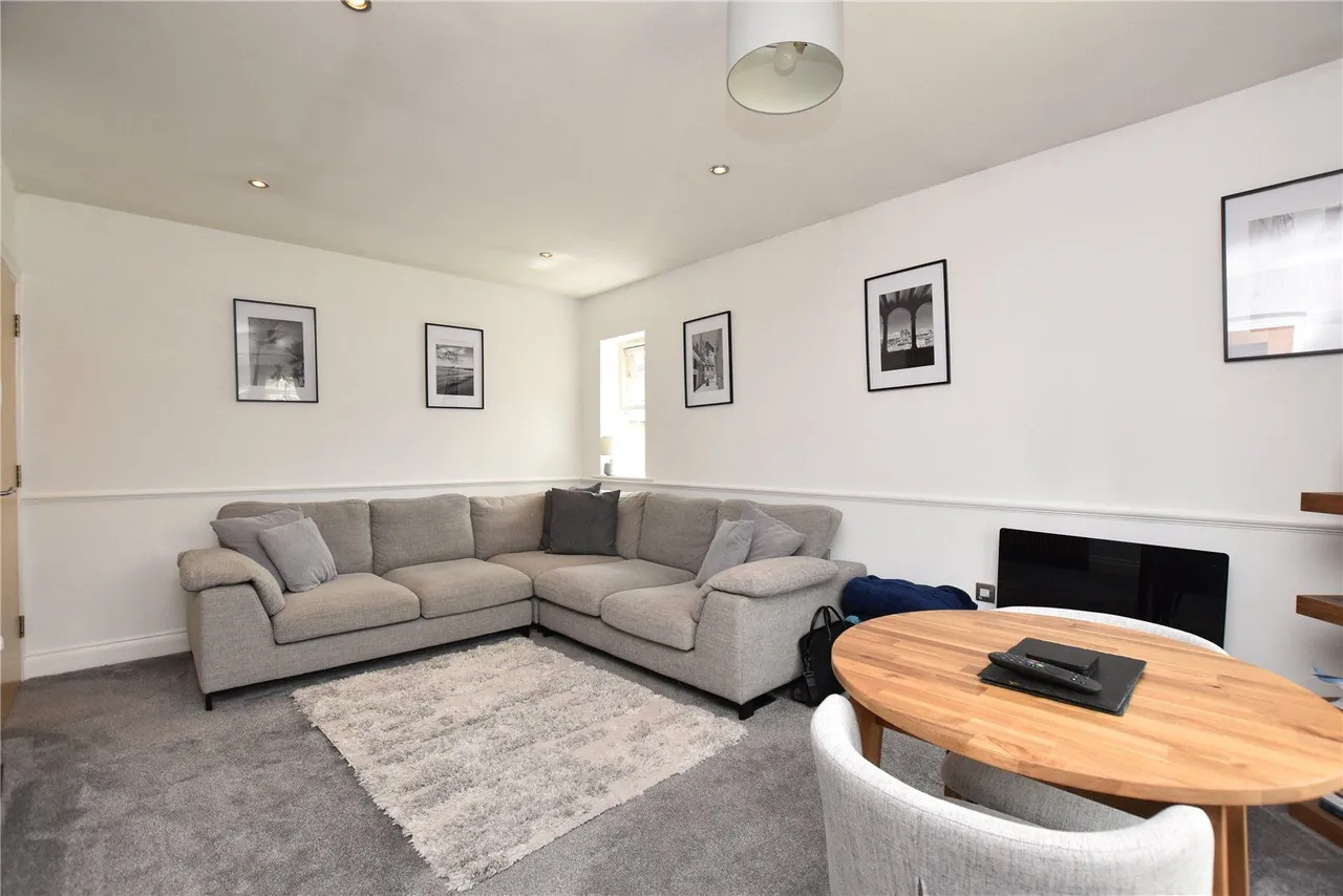 Clifford Drive, Menston, LS29, photo 12