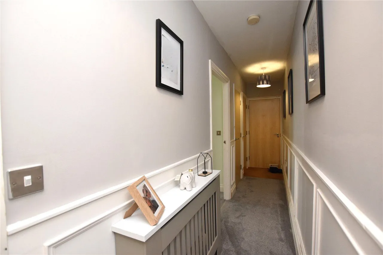 Clifford Drive, Menston, LS29, photo 11