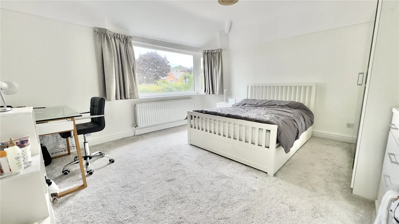 Westway, Heswall, CH60, photo 10