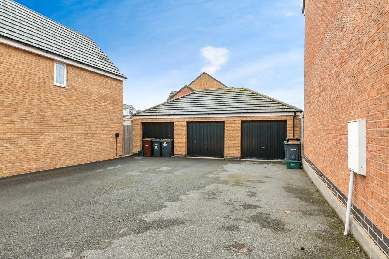 Piggott Avenue, Gedling, NG4, photo 17