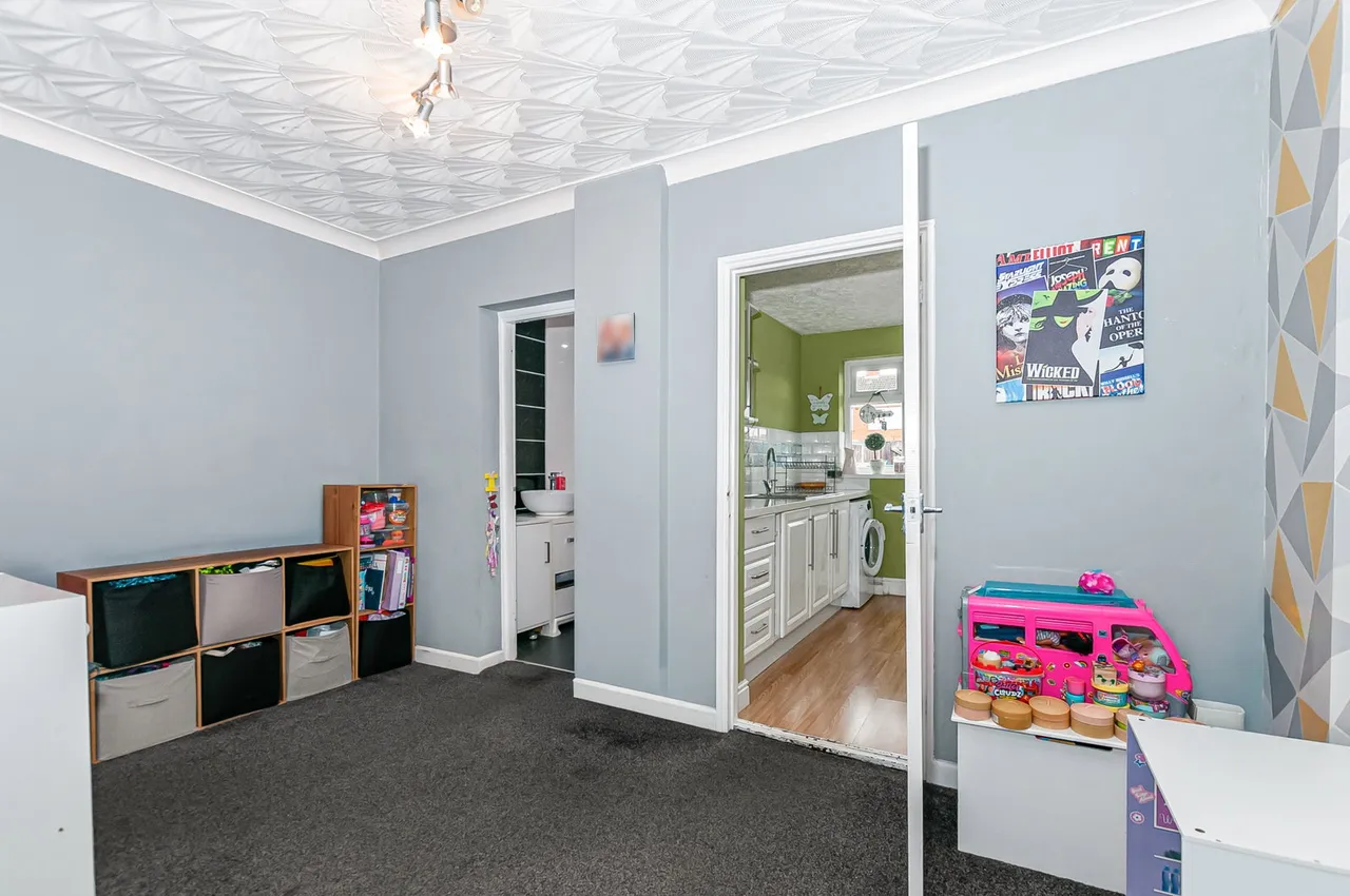Deepdale Grove, Hull, East Riding of Yorkshire, HU9 3UQ, photo 5