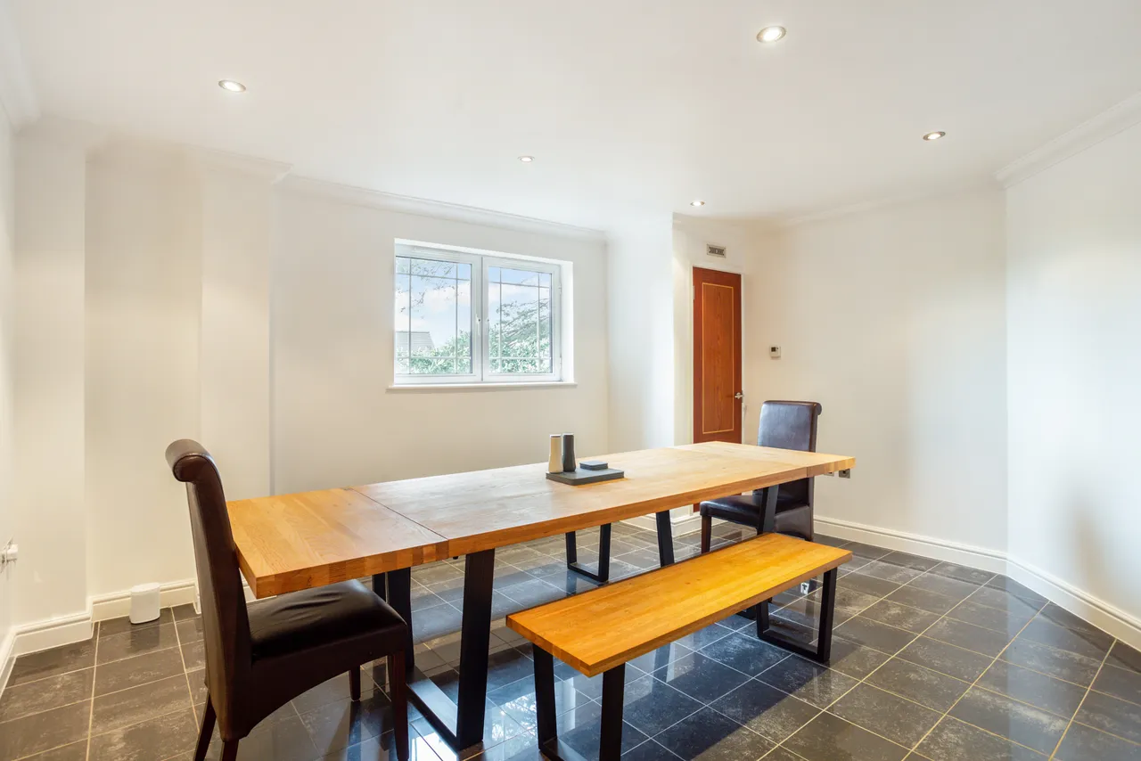 Cavendish Road, Weybridge, KT13, photo 12