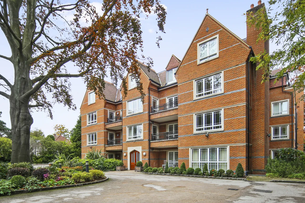 Cavendish Road, Weybridge, KT13, photo 14