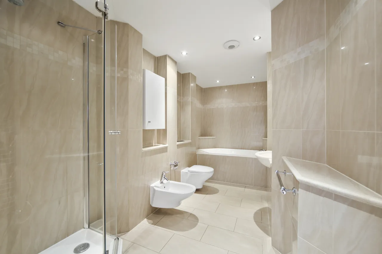 Cavendish Road, Weybridge, KT13, photo 7