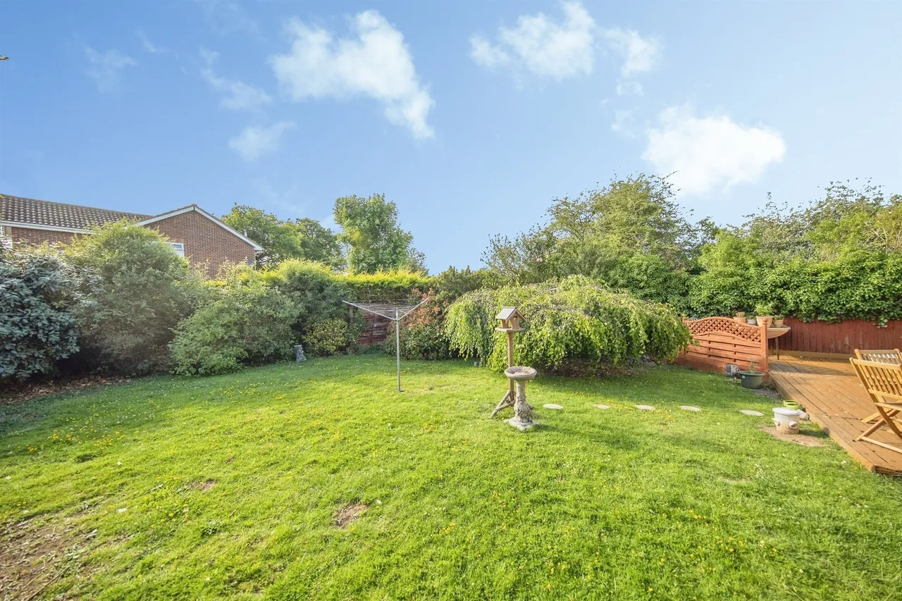 Brockham Close, Clacton-On-Sea, CO16, photo 15