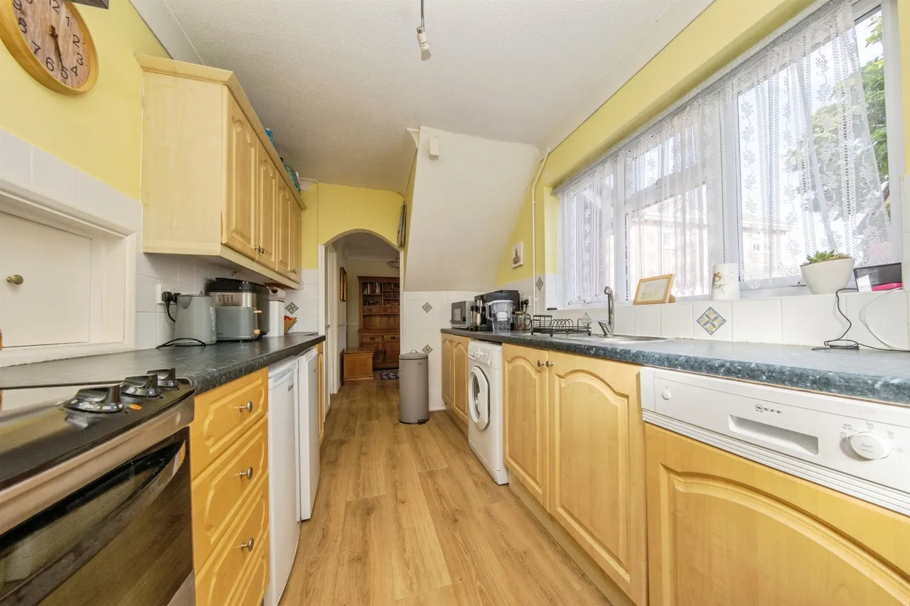 Brockham Close, Clacton-On-Sea, CO16, photo 7