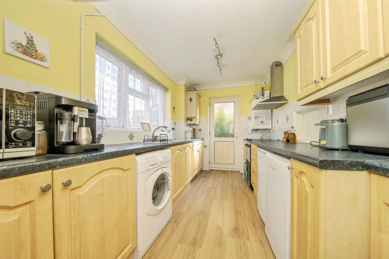 Brockham Close, Clacton-On-Sea, CO16, photo 6