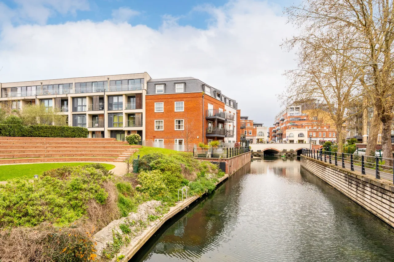 2 bed flat for sale, Maidenhead, SL6