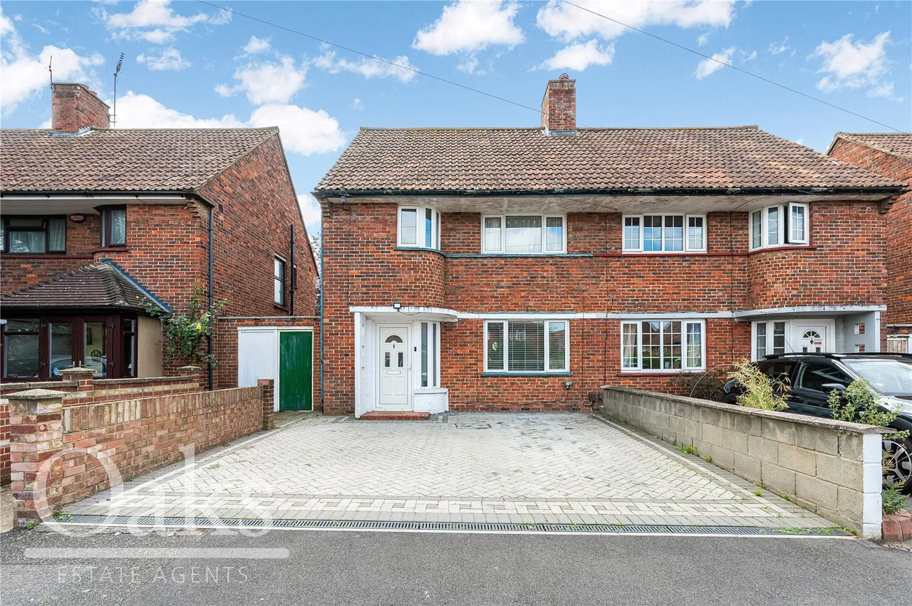 3 bed house to rent, Swinburne Crescent, Addiscombe, CR0