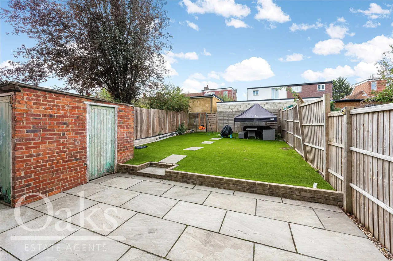 Swinburne Crescent, Addiscombe, CR0, photo 13