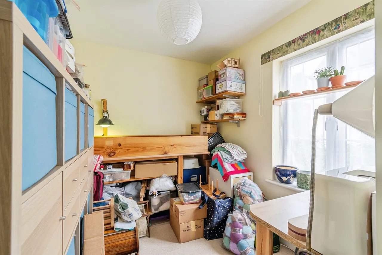 Long Ground, Corsham, SN13, photo 14