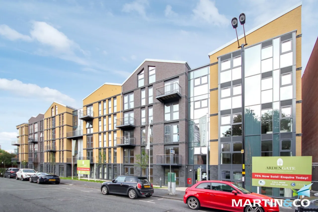 2 bed flat to rent — Arden Gate, Communication Row, Birmingham, B15