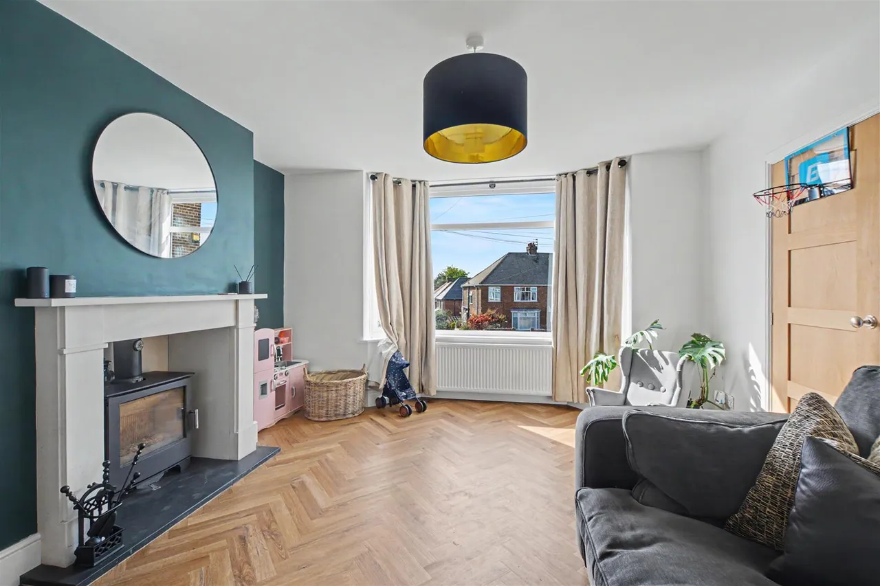 St. Helens Crescent, Trowell, NG9, photo 4