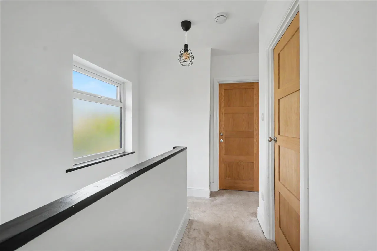 St. Helens Crescent, Trowell, NG9, photo 10