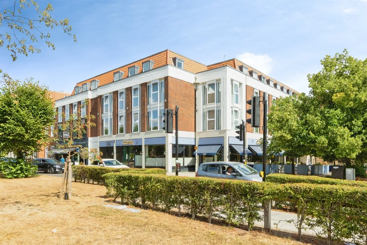 1 bed flat for sale — Parkway, Welwyn Garden City
