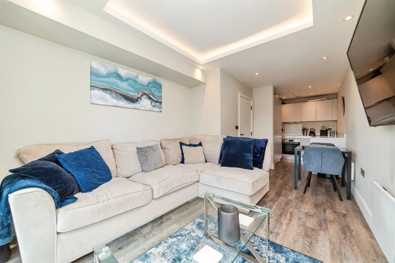 Parkway, Welwyn Garden City, photo 5