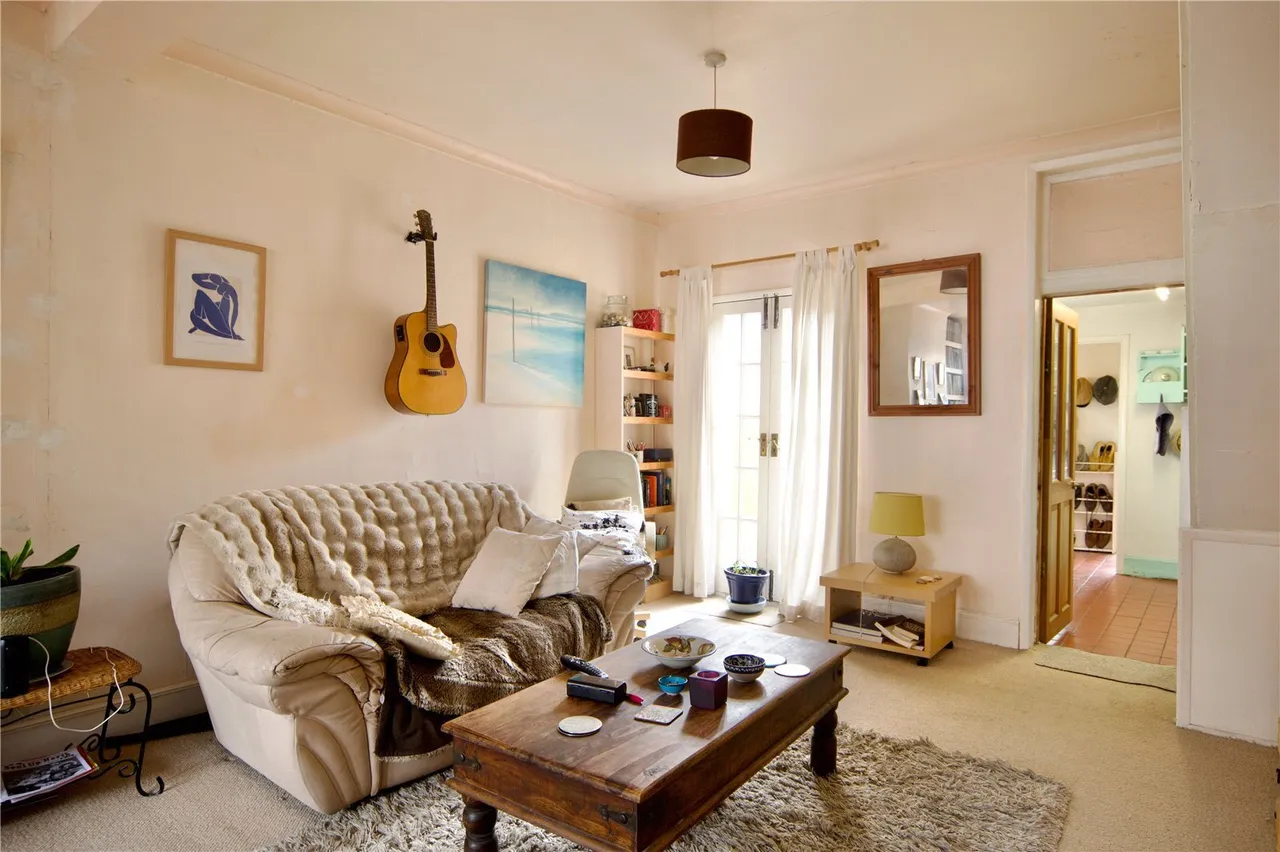 Sutton Court Road, Plaistow, London, E13, photo 2