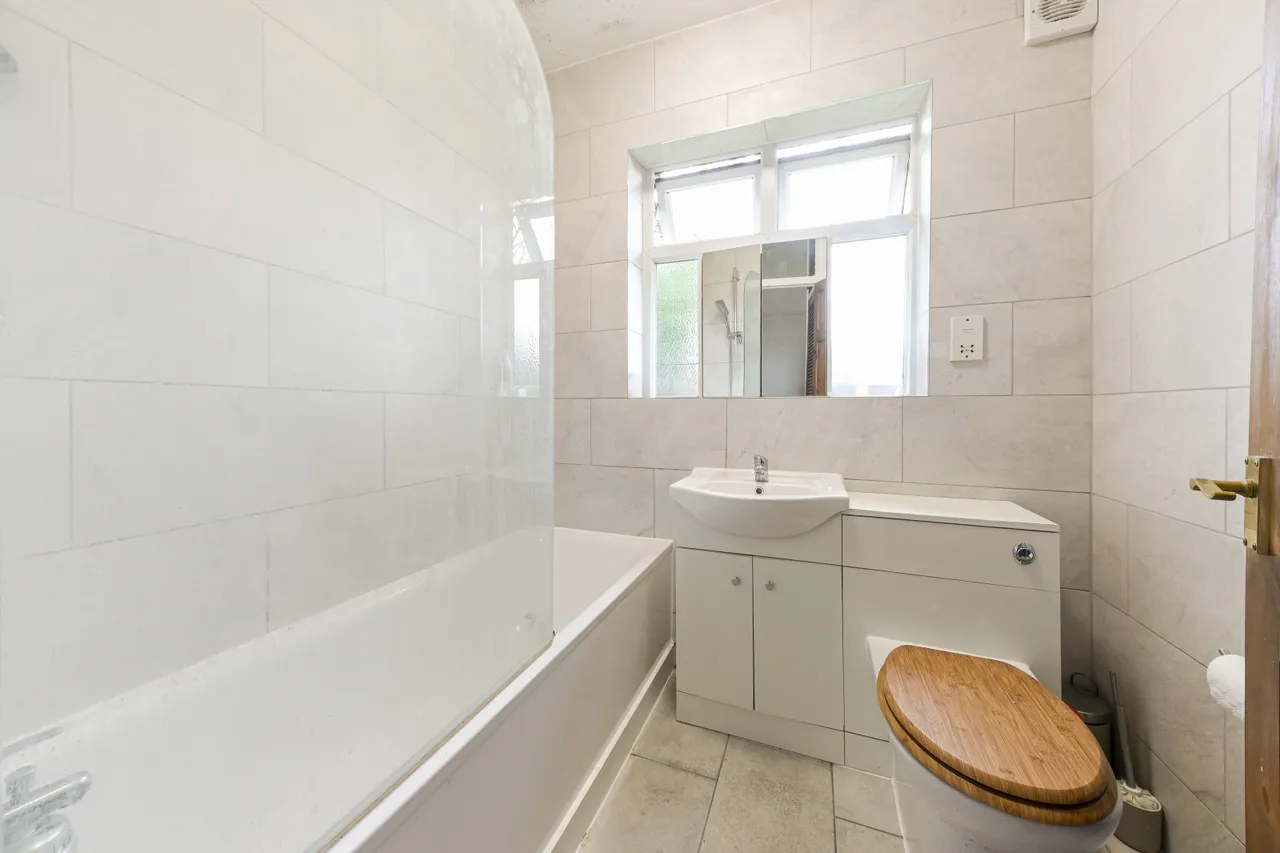 SHERWOOD HALL EAST END ROAD EAST FINCHLEY N2 0TA, photo 9