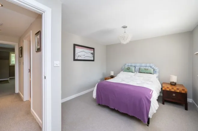 Roundwood Lane, Lindfield, RH16, photo 33