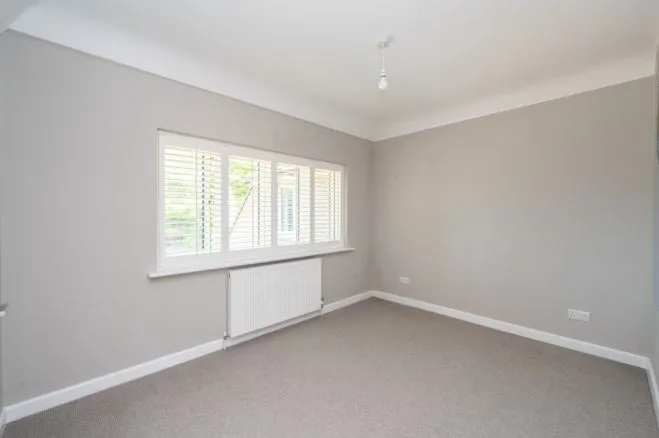 Roundwood Lane, Lindfield, RH16, photo 37