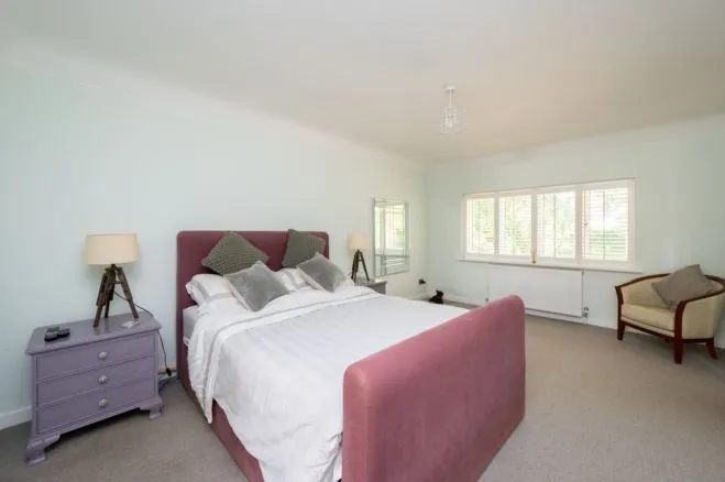 Roundwood Lane, Lindfield, RH16, photo 29
