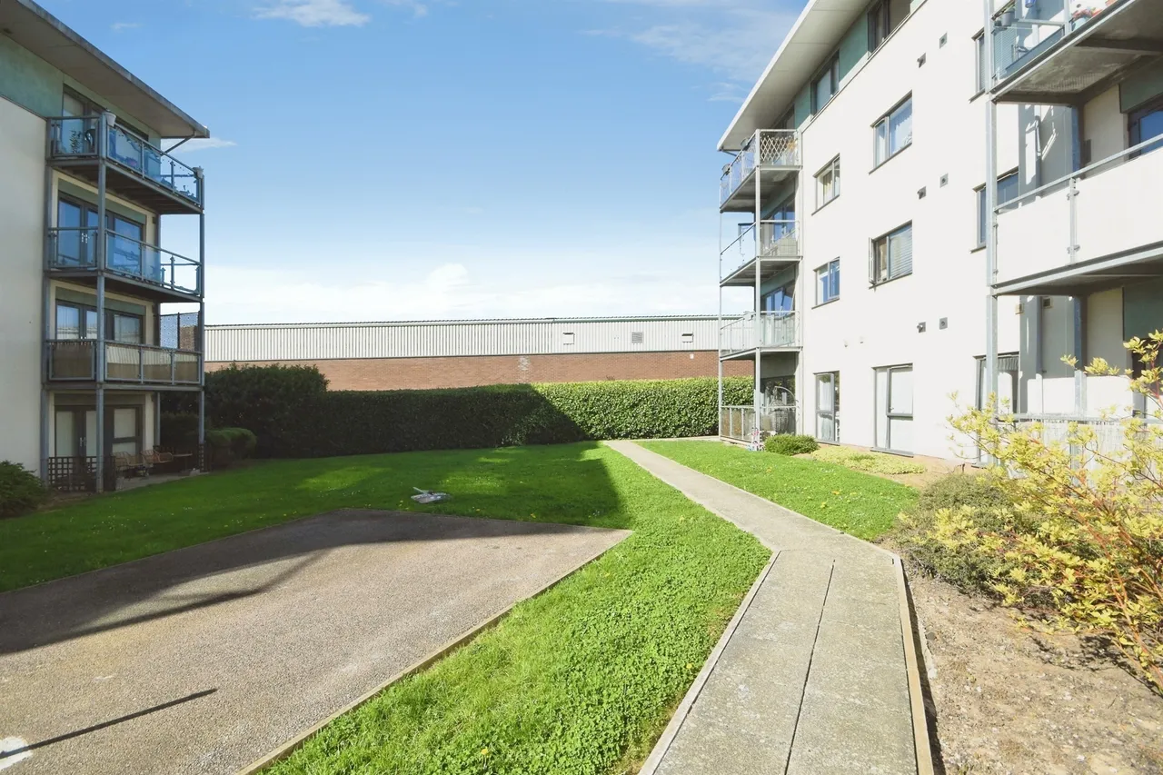 Rollason Way, Brentwood, photo 10