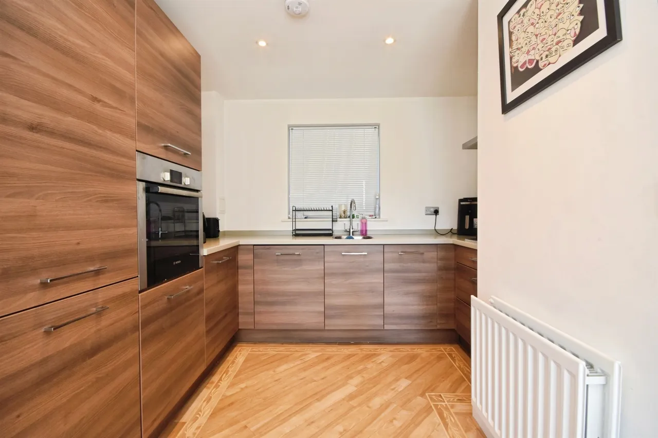 Rollason Way, Brentwood, photo 12