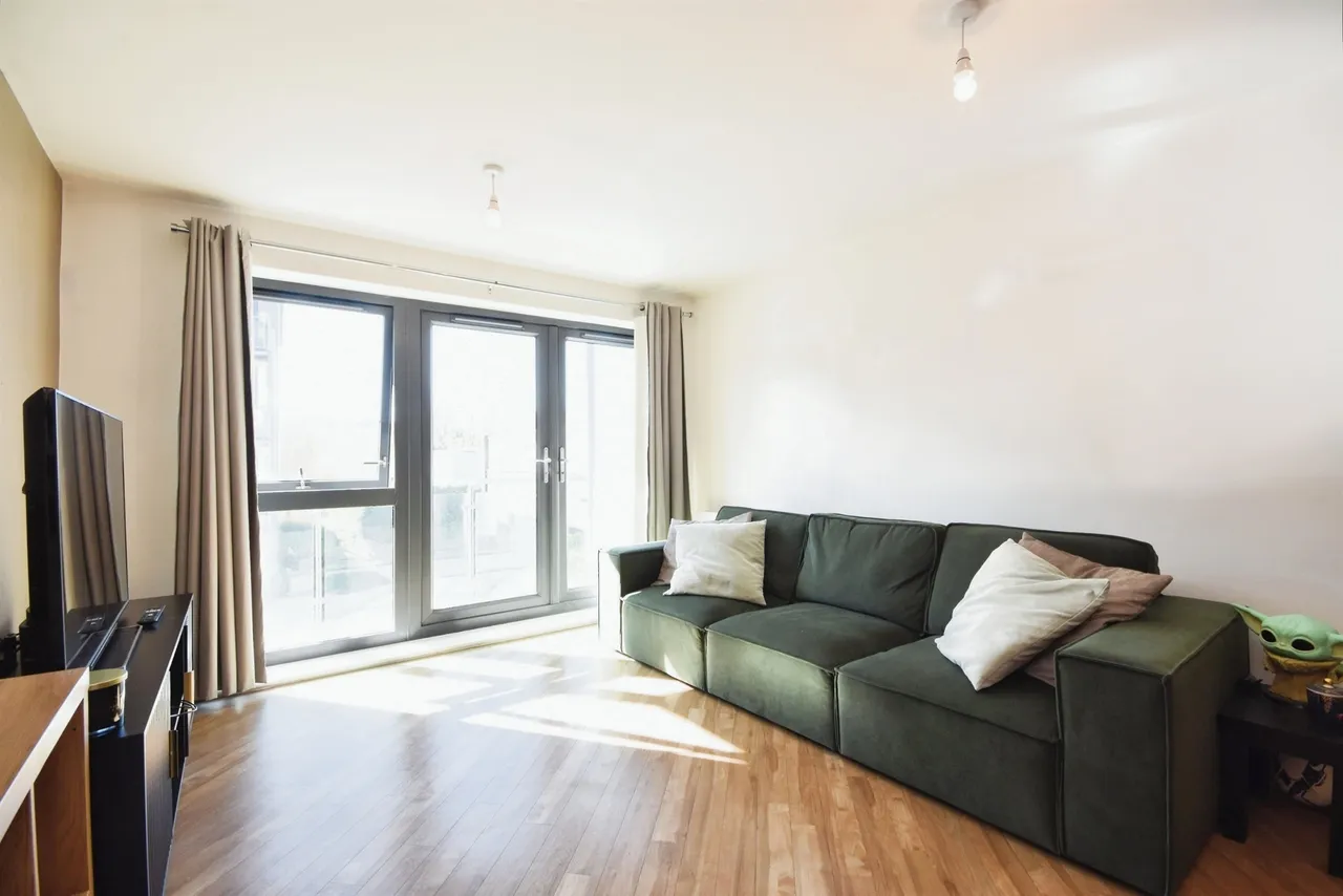 Rollason Way, Brentwood, photo 3