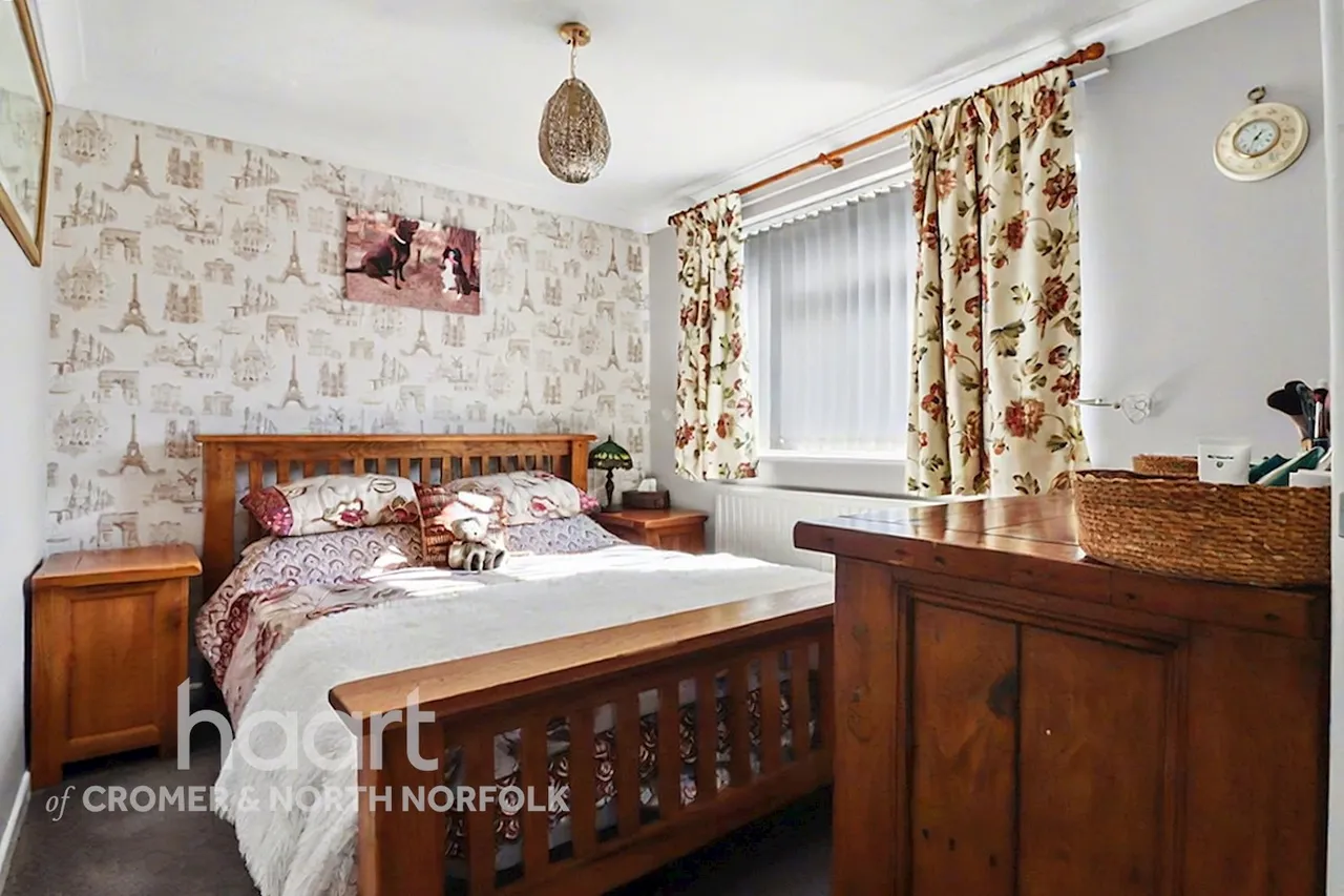 Charles Close, Cromer, NR27, photo 12