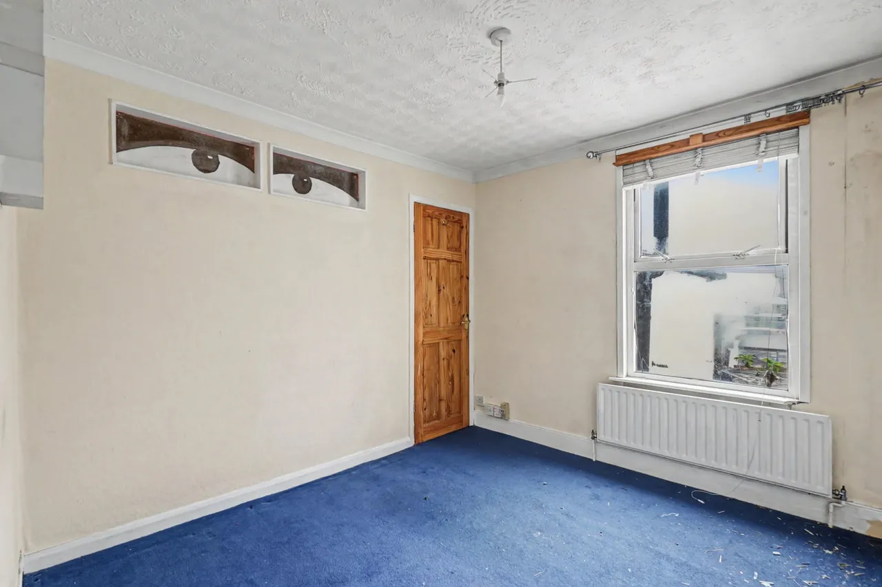 Saxton Street, Gillingham, ME7 5EQ, photo 11
