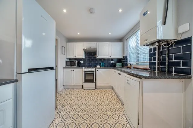 Lodden Avenue, Berinsfield, OX10, photo 7
