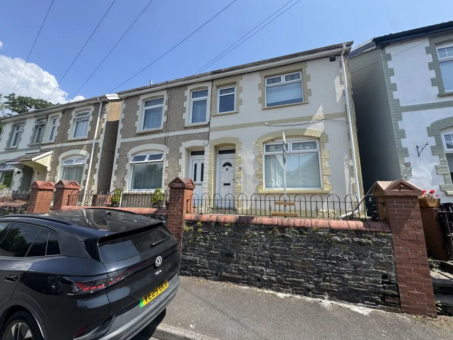 Greys Place, Merthyr Vale, CF48, photo 12