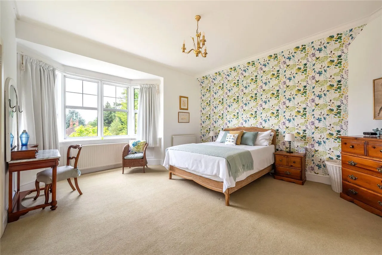 The Street, Betchworth, RH3, photo 8