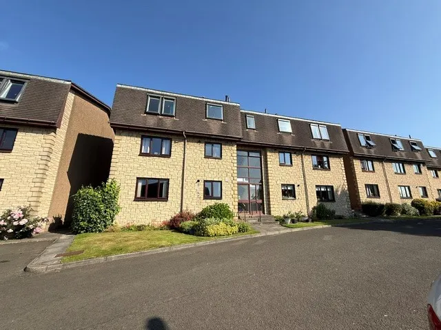 2 bed flat to rent — James Grove, Kirkcaldy, KY1