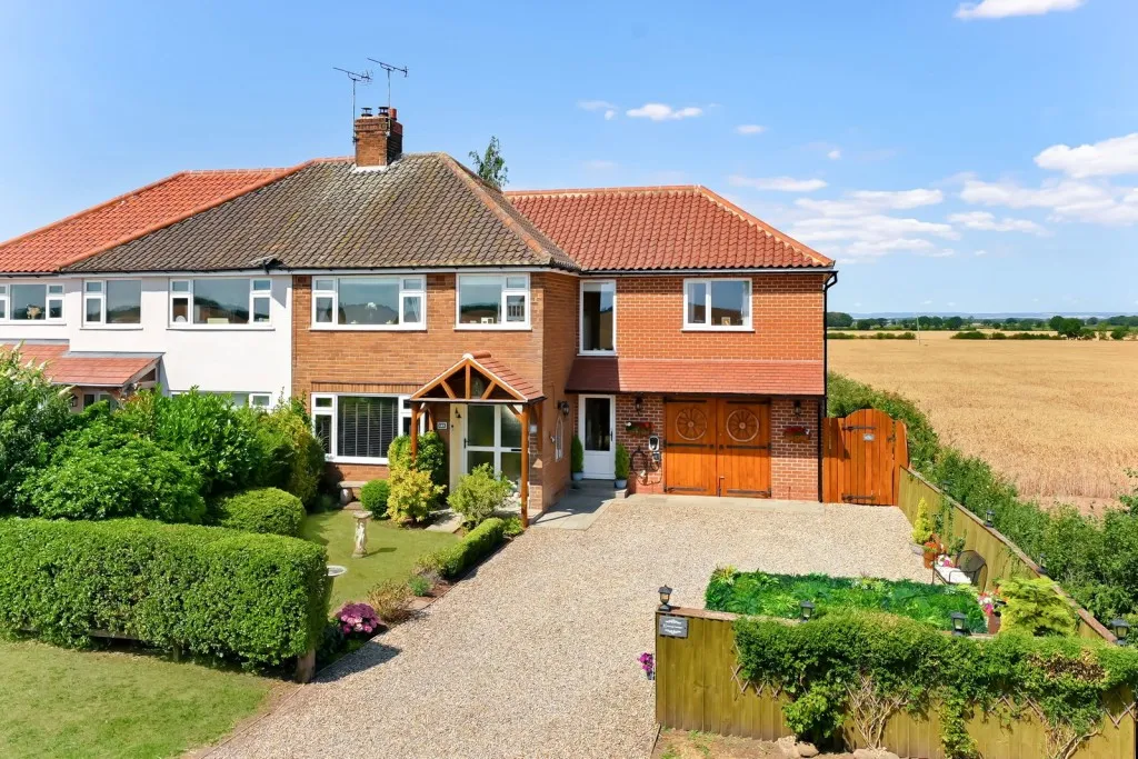 Tockwith Road, YO26, photo 25