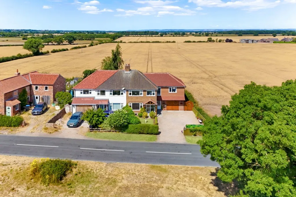 Tockwith Road, YO26, photo 28