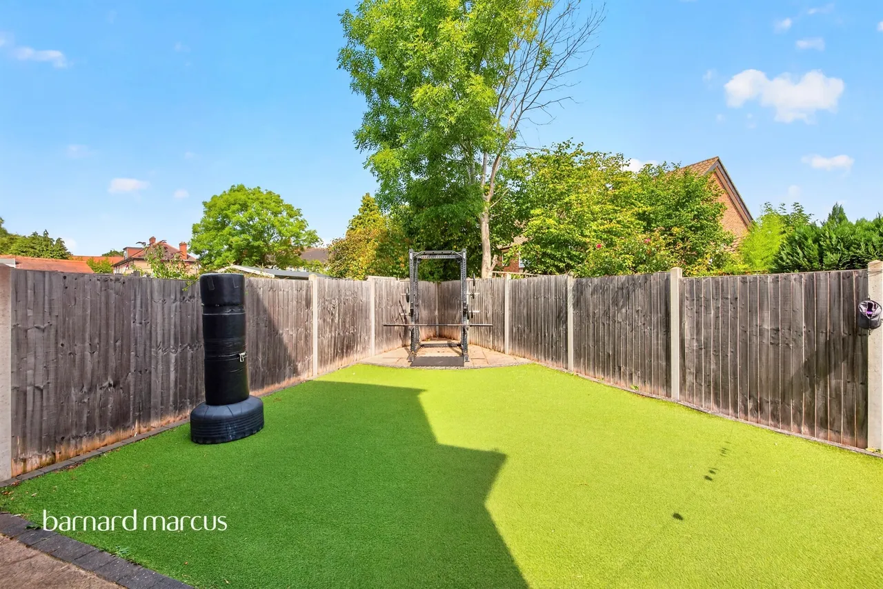 Bawtry Road, London, N20, photo 4
