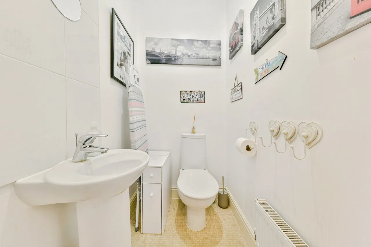 Pembridge Gardens, Stevenage, SG2, photo 11