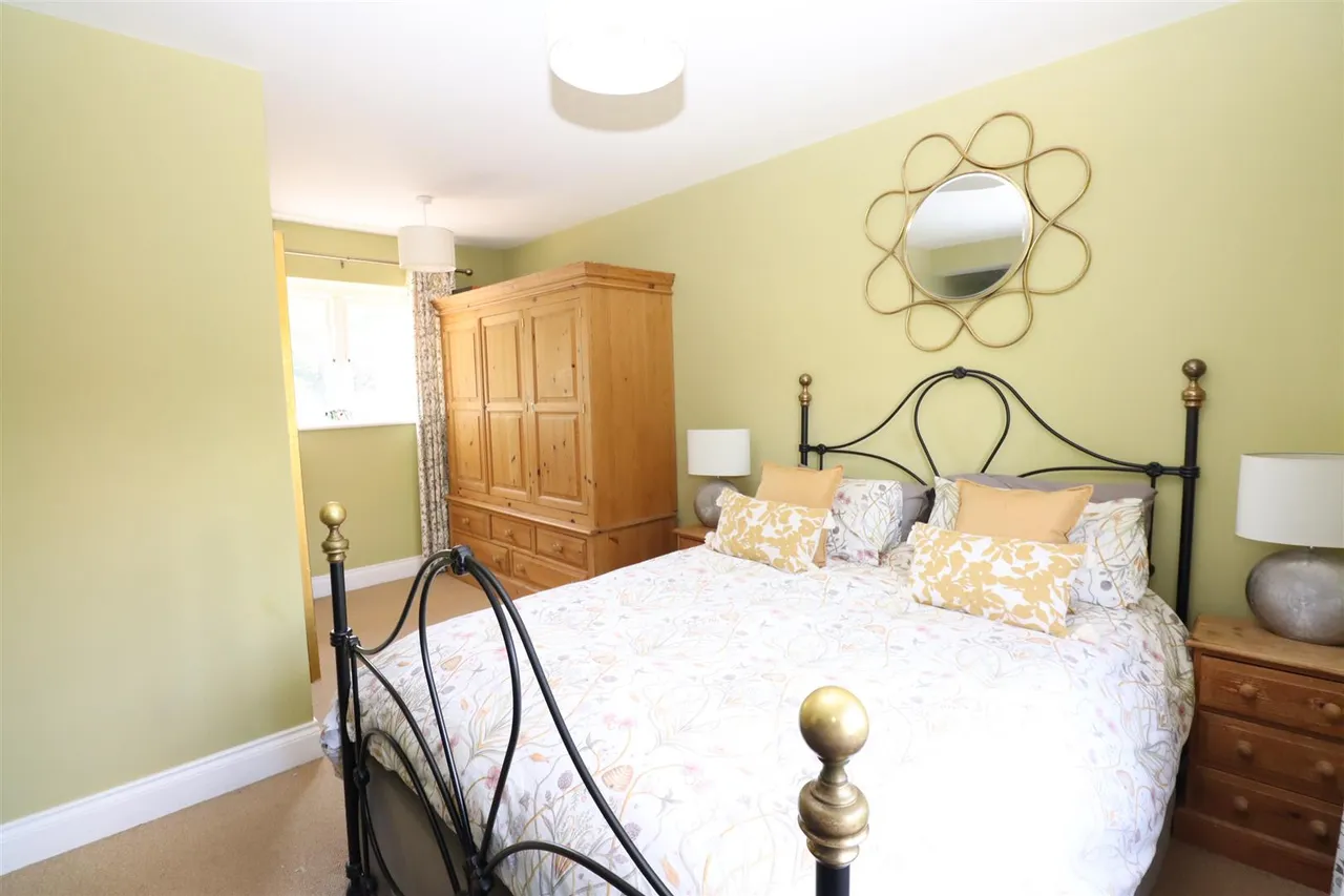 Vicarage Road, Stony Stratford, photo 17