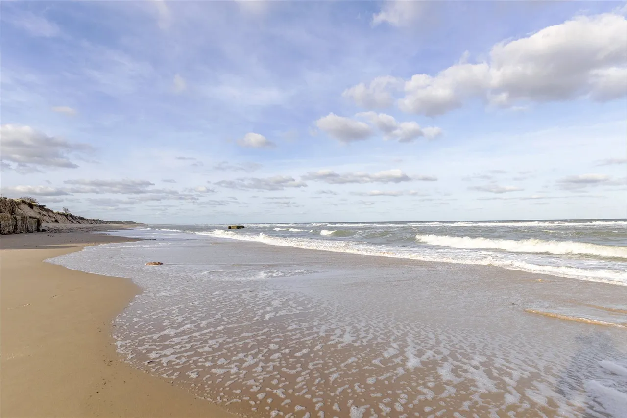 Yew Tree Place, Conifer Road, Hemsby, Great Yarmouth, NR29, photo 3