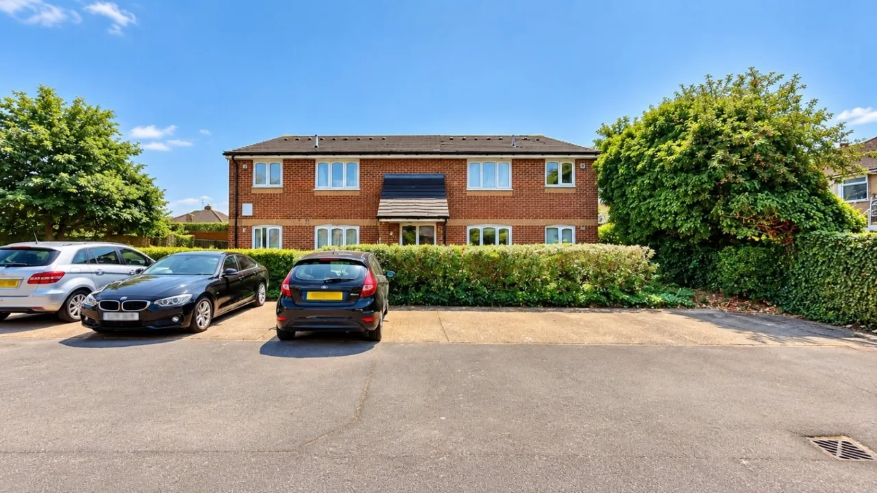Chartwell Close, Greenford, UB6, photo 11