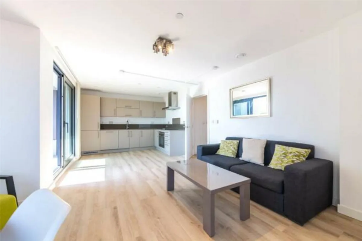Chancellor House, South Bermondsey, SE16, photo 4