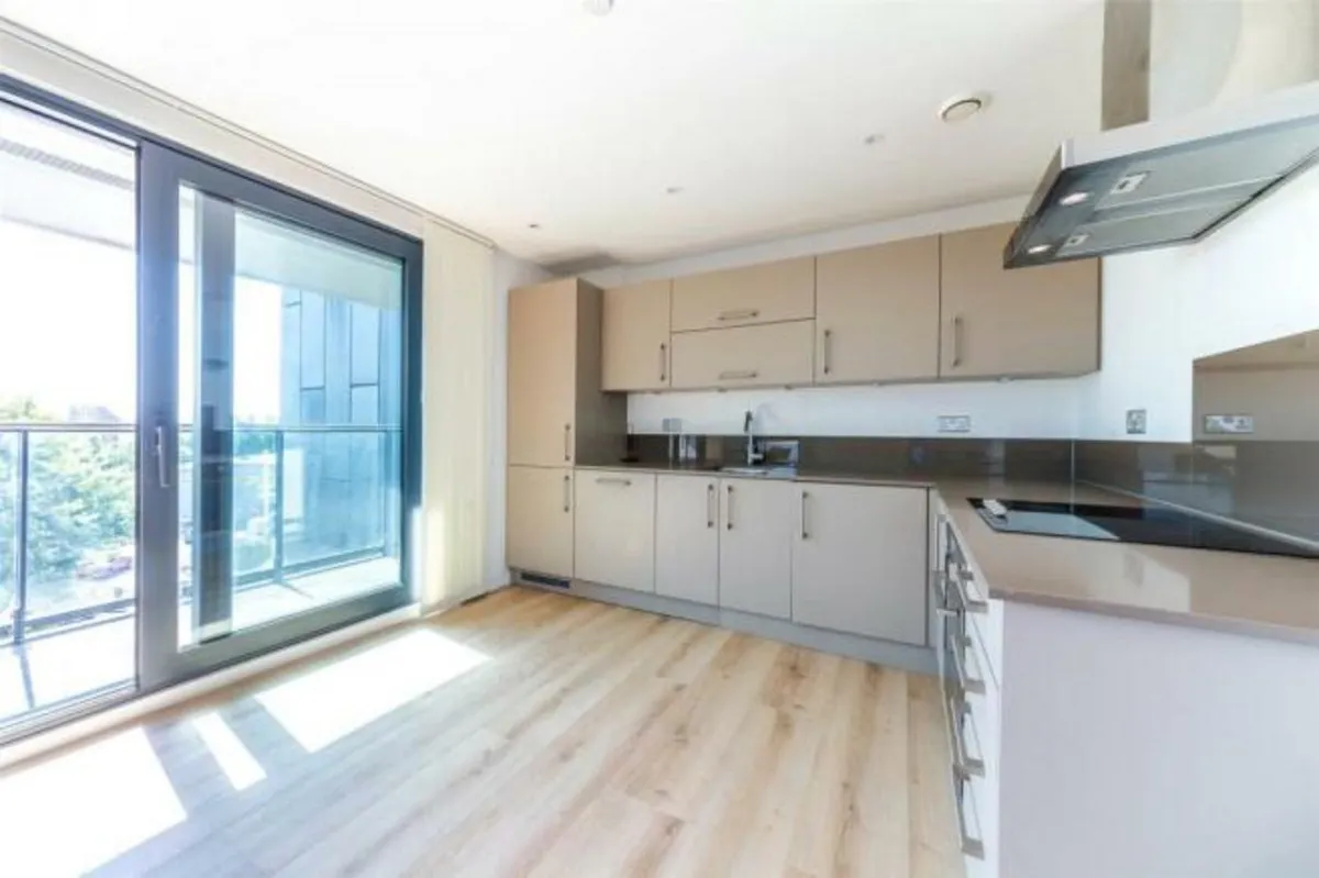 Chancellor House, South Bermondsey, SE16, photo 3